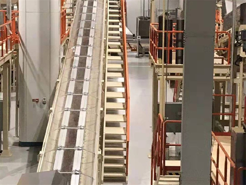 广西柳州卷烟厂制丝车间皮带机防护罩